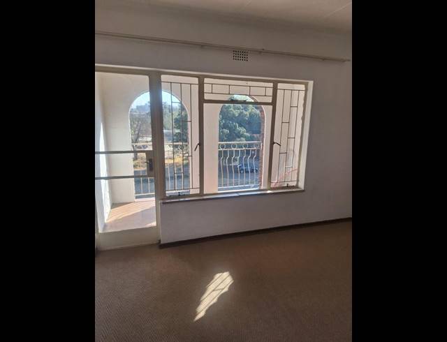 2 BEDROOM PROPERTY TO RENT IN FLORIDA PARK